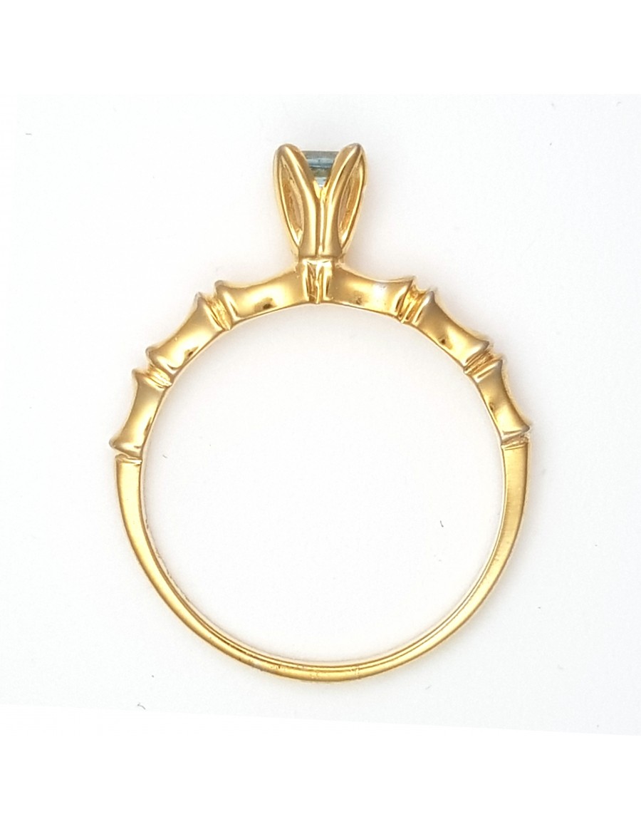 bamboo-2-circle-ring-18k-gold-plated-with-3-5mm-square-aquamarine-in-tulipsetr-setting